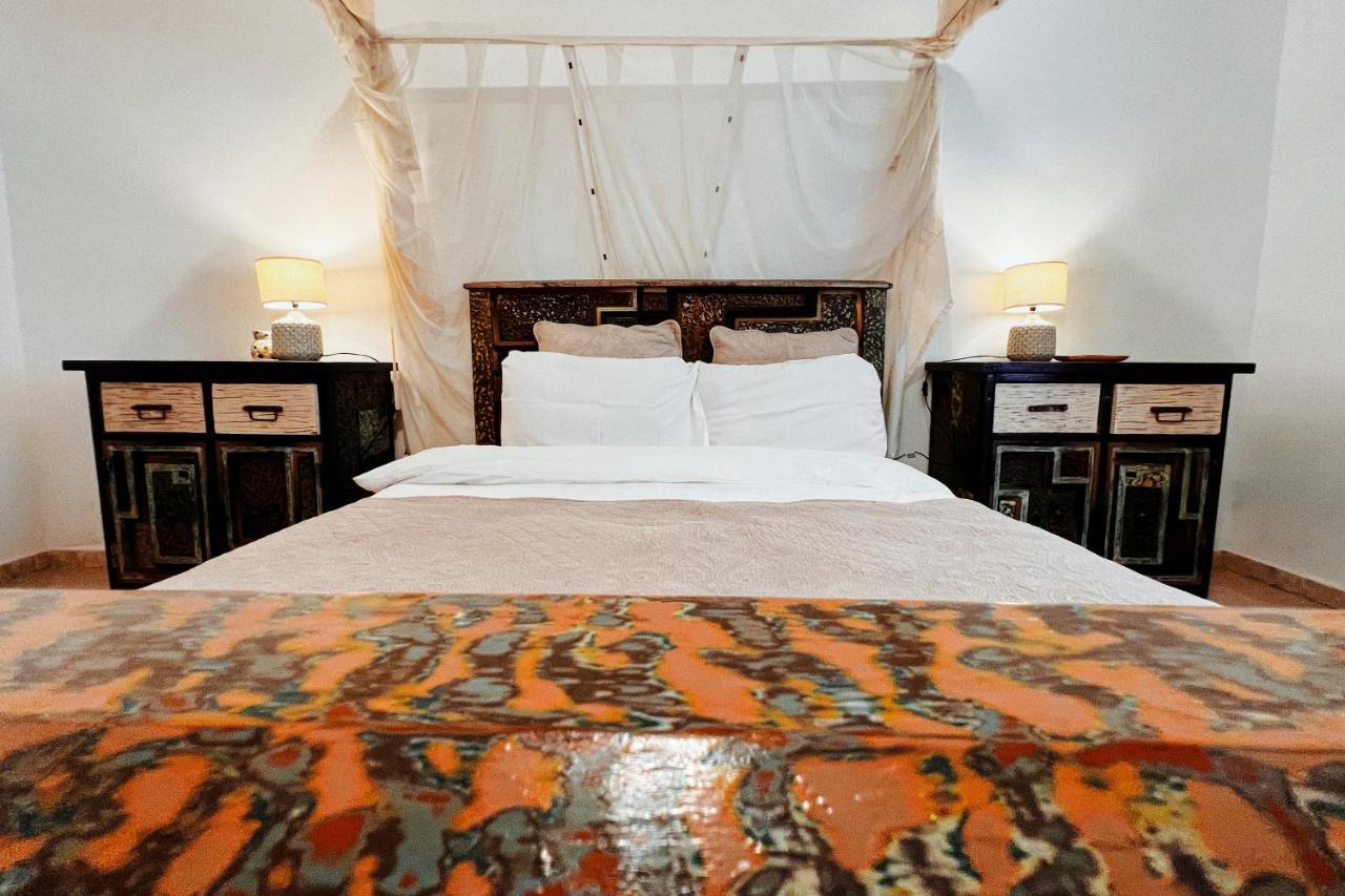 Loman Art Hotel Dakar Luaran gambar